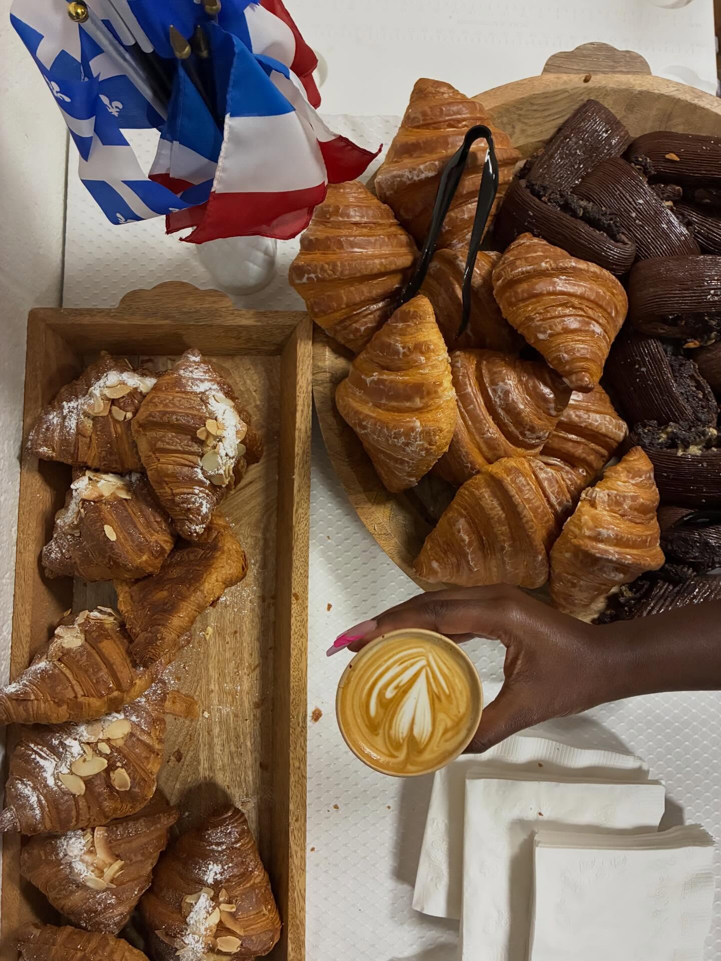 Stratus latte with croissants